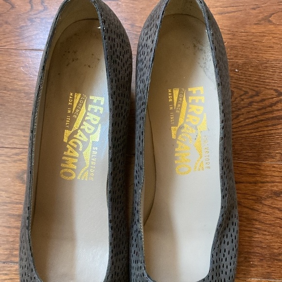 Ferragamo Size 6.5 Square Toe Pumps Green Brown with Shiny Flecks - Picture 3 of 7